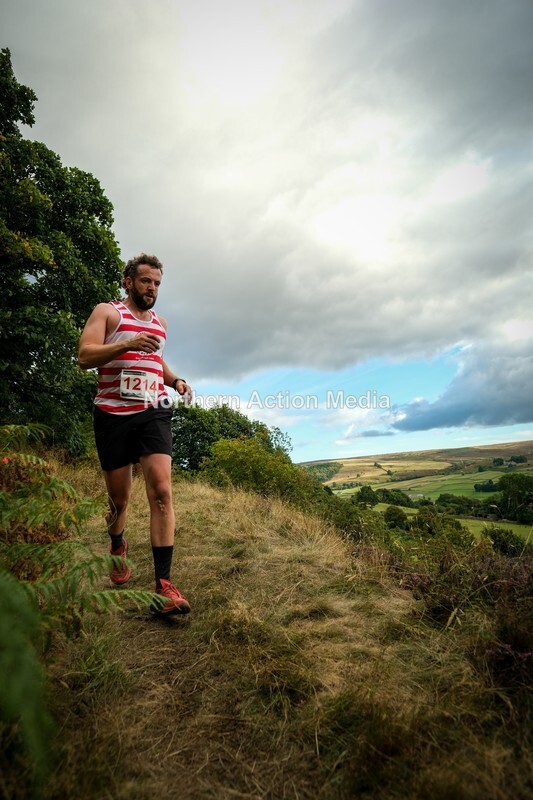 DSCF5452 - Reeth Fell race seniors