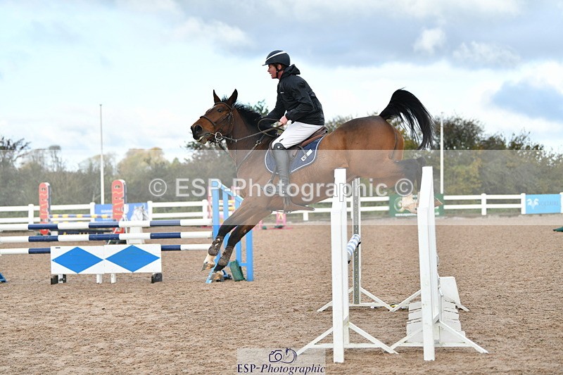 231110A-105820-00176 - Cls 2 British Novice & 90cm Open