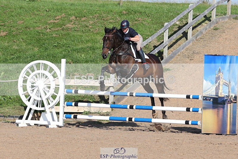 230915A-160912-03054 - Cls 6 Snr 1.05m Derby