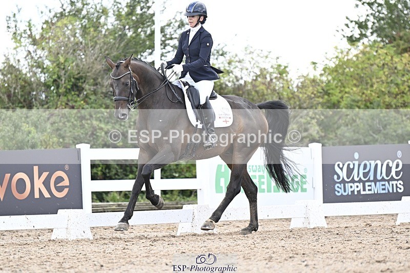 250907-165433-10802 - 113-Nicole.JahanshahiVirtual.Attraction