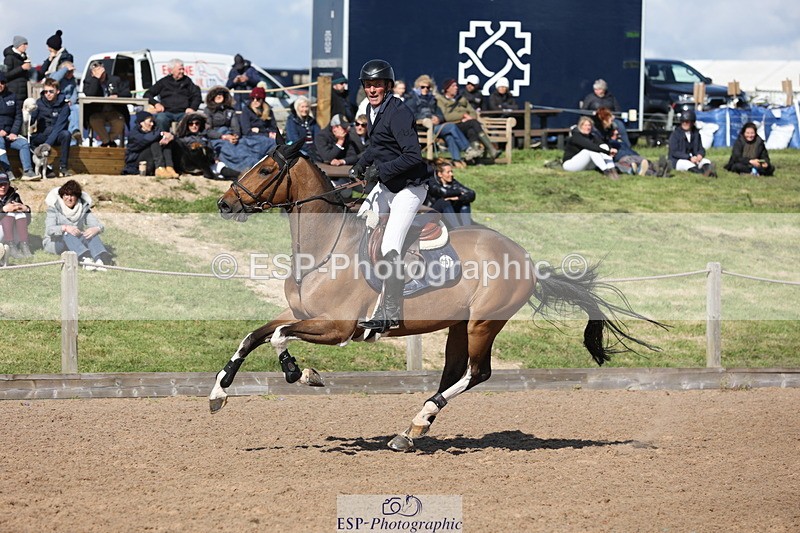 240419A-161045-09212 - Cls 10, 2 Star Big Tour 145cm  15.45 to 16.35 break