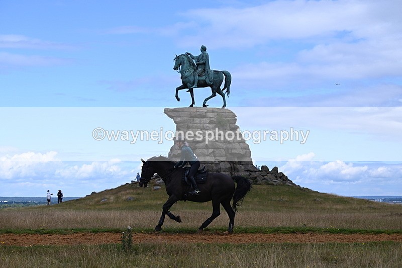 DSC_8424 - Time at Statue 13:52 to 14:33