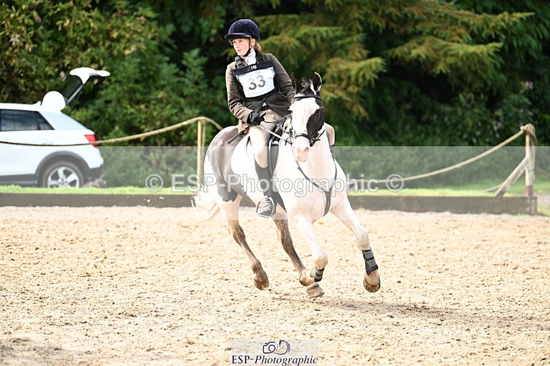 240824X-110421-25067 - 70cm Round 2 10.30 to 12.10