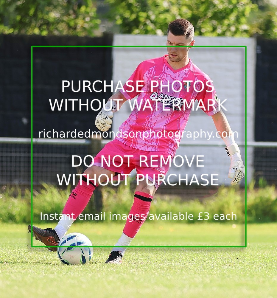 533A8801 - Kendal Town vs Heaton Stannington (22/8/26)