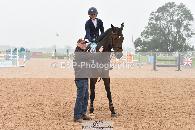 230916A-171158-05779 - Cls 19 Snr 1.10m Derby