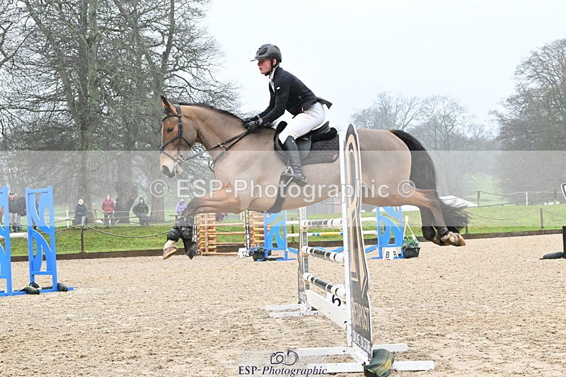 250215A-130203-00823 - Cls 4 Newcomers and 1.10m Open