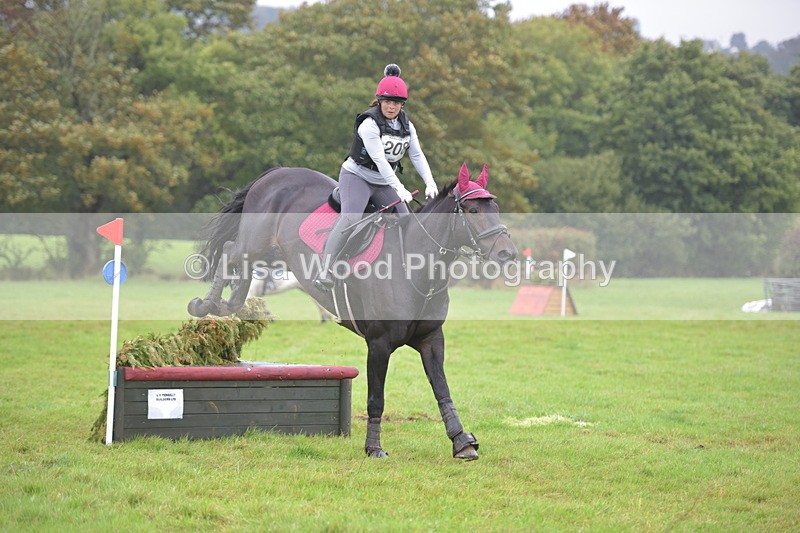 RAY_9831 - Class 2: 70cm: Corner