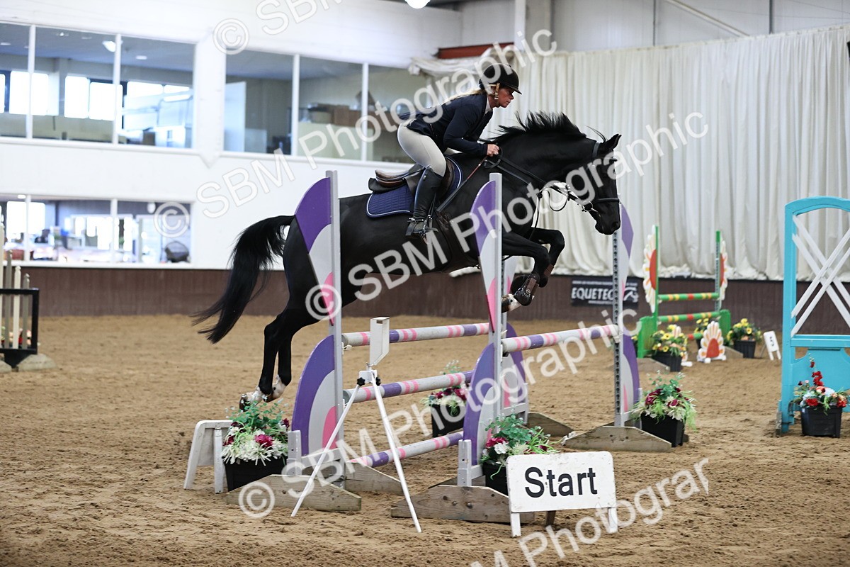 SBM_001264_Class 3 - Senior Discovery - 100m Open - Debbie