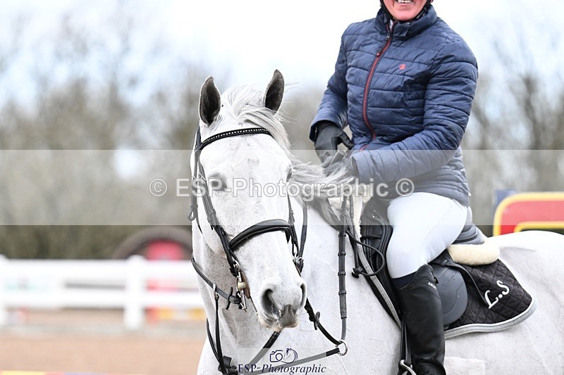 251205-100718-00139 - Cls 2 Snr British Novice and 90cm