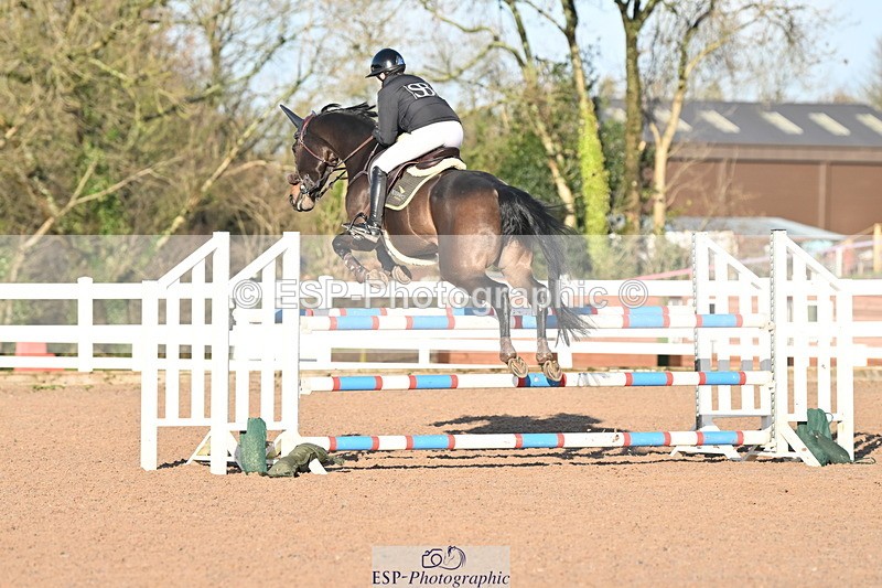 231210A-131407-02524 - Cls 20 Newcomers & 1.10m Open