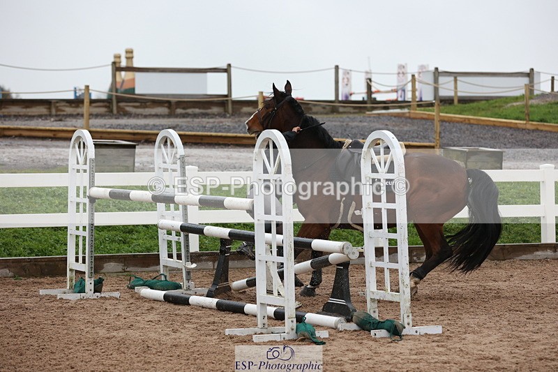 231112A-132443-04453 - Cls 20 Newcomers & 1.10m Open