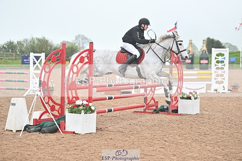 240505A-114512-04982 - Cls 3  Pony Discovery & 90cm Open