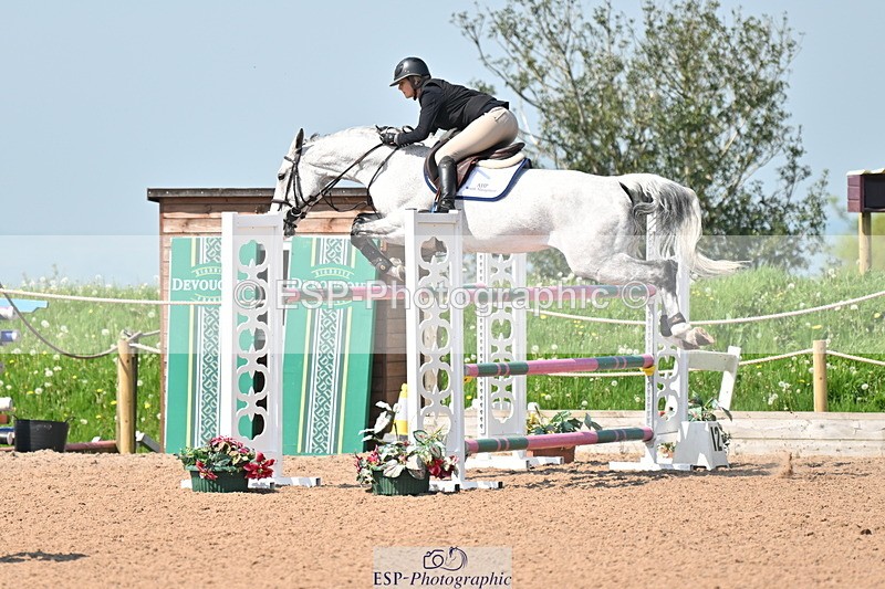 240512A-111027-17502 - Cls 48 National 1.30m Open