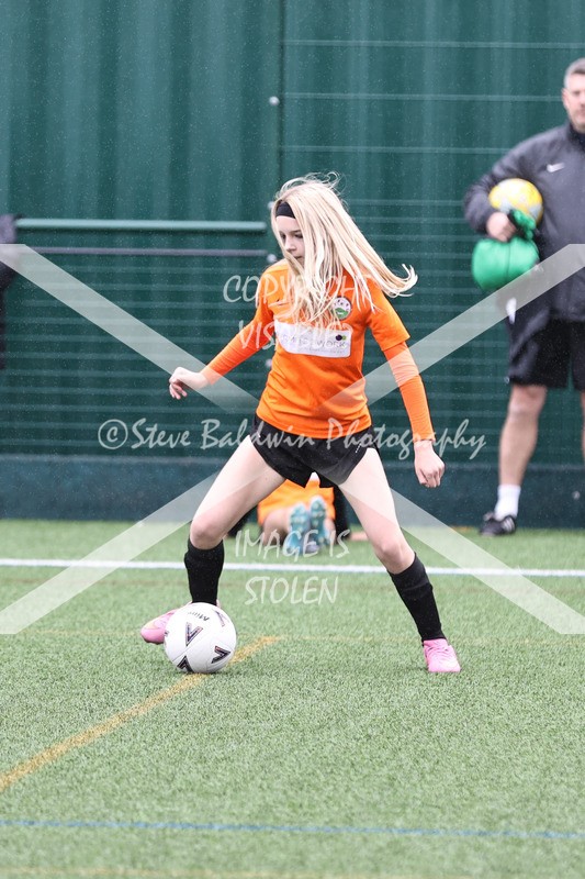 1DX31504 - Sat 6th U12 Girls