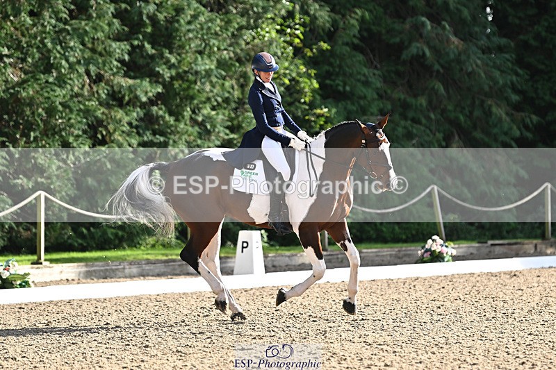 241023-145220-00630 - 004-Claire.Deuten-FOXRIDGE.HIGH.JINX