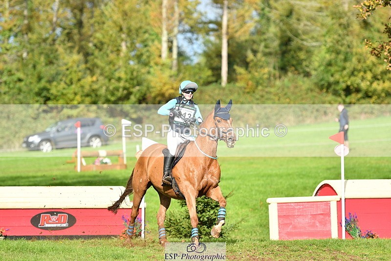 251025A-142946-21225 - G-513-Mimi.van.Ufford