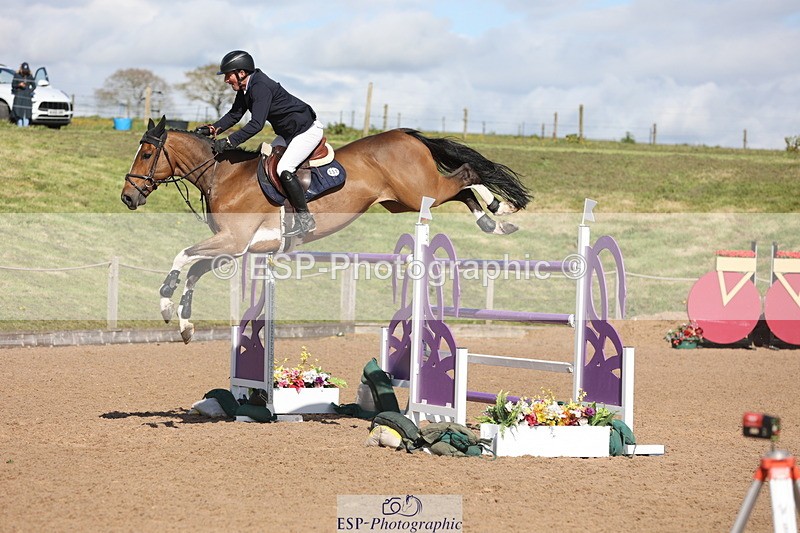 240419A-161043-09210 - Cls 10, 2 Star Big Tour 145cm  15.45 to 16.35 break