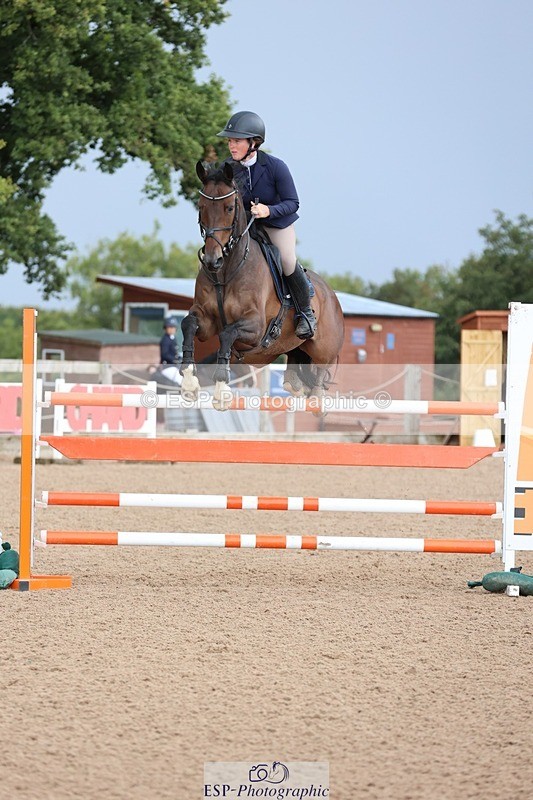 250911-123221-01488 - Cls 3 Snr Foxhunter