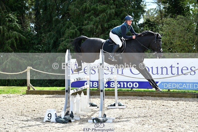 240324-124438-02652 - Cls 9 Snr 1.05m Open