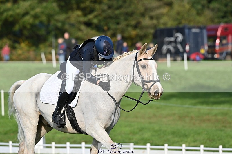 251024A-103538-08383 - G-557-Imogen.Knight with SJ