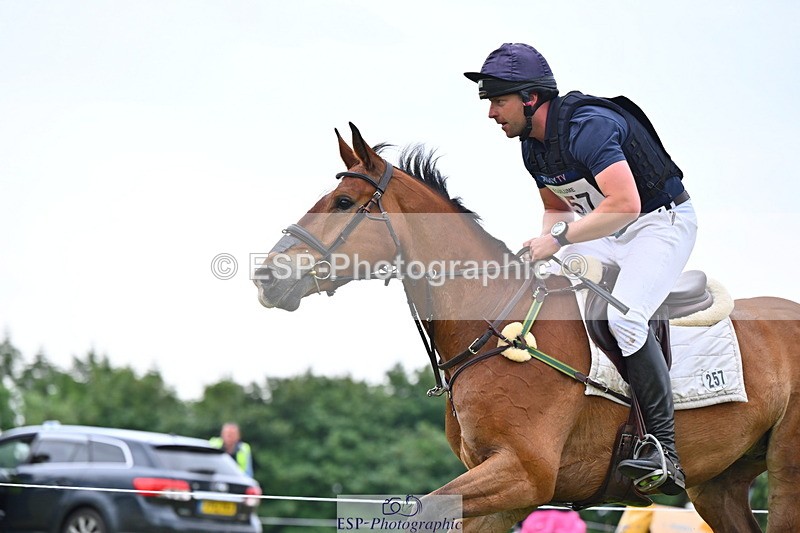 250524A-160829-14967 - C-257-Mark.Davidson-NO.LIMITS.DAMERLOO