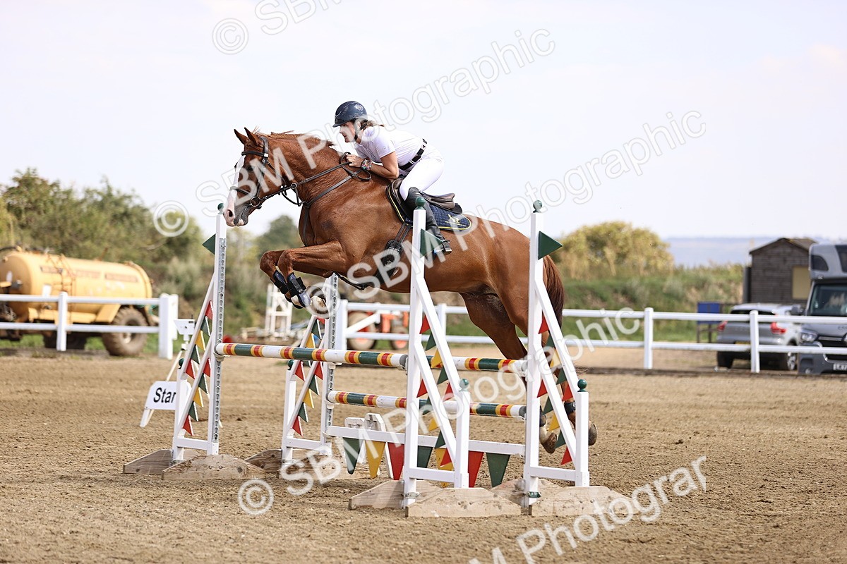 SBM_006644 - Class 12 - Amateur Championship Qualifier 1.05m