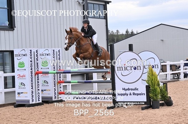BPP_2566 - CLASS 7 - FRI - Senior Foxhunter/1.20m Open