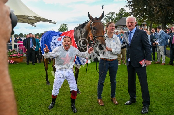 260823-Race 4-Absurde-1547 - Race 4 Sky Bet Ebor Handicap
