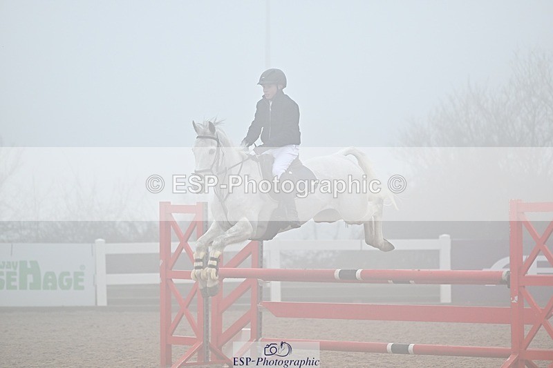 250208-123225-00604 - Cls 9 Pony Newcomers and 1m