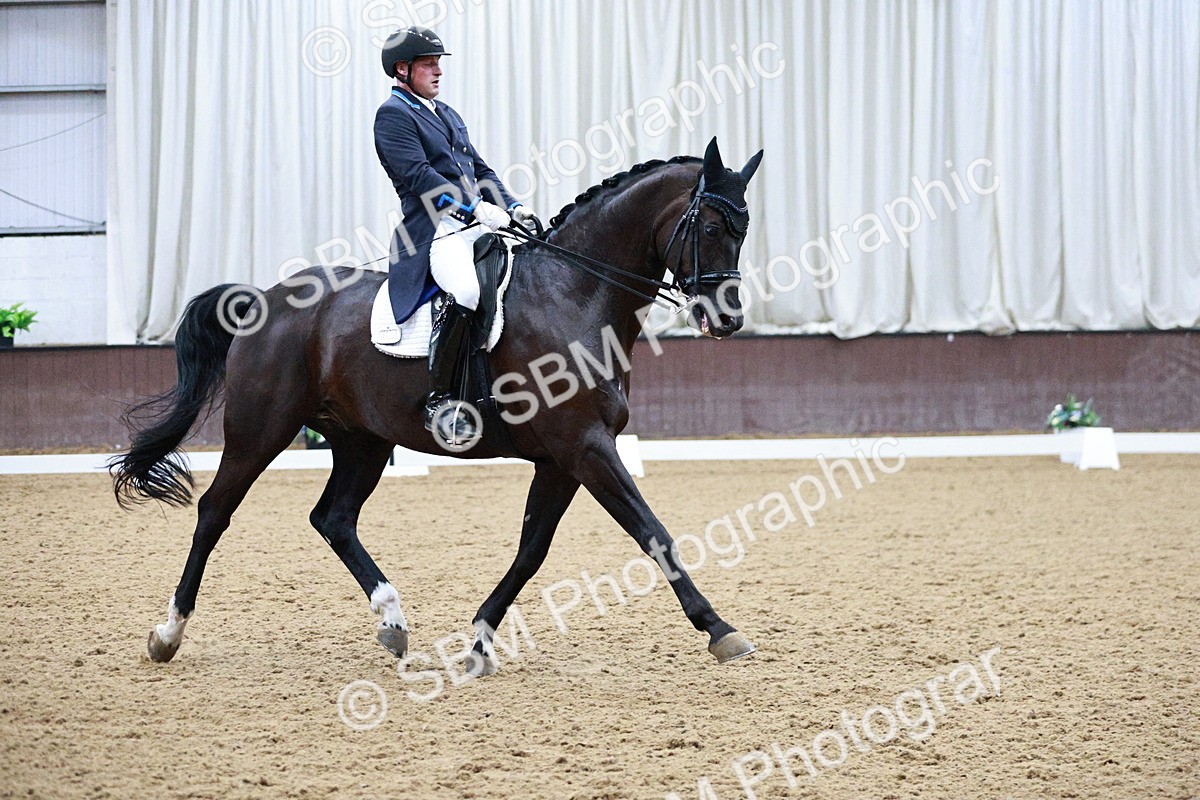 SBM_020787 - Class 13 - FEI INT I - 16.26-17.14