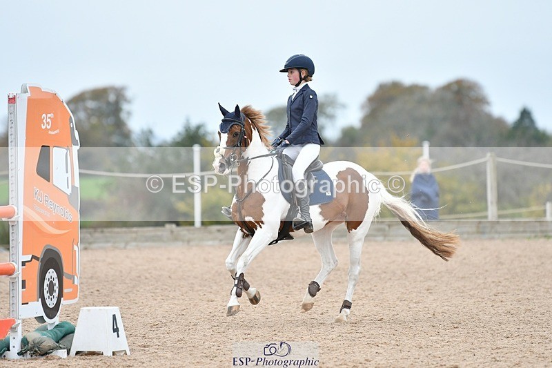 251026-143441-03339 - Cls 29-32 All 128cm 138cm Classes