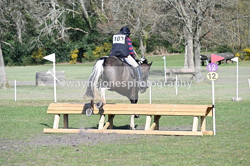 WJ7_9933 - XC Time 10:51 to 11:07