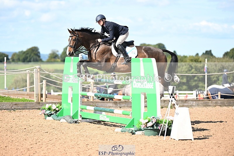 240913A-122756-04363 - Cls 15 Snr Foxhunter