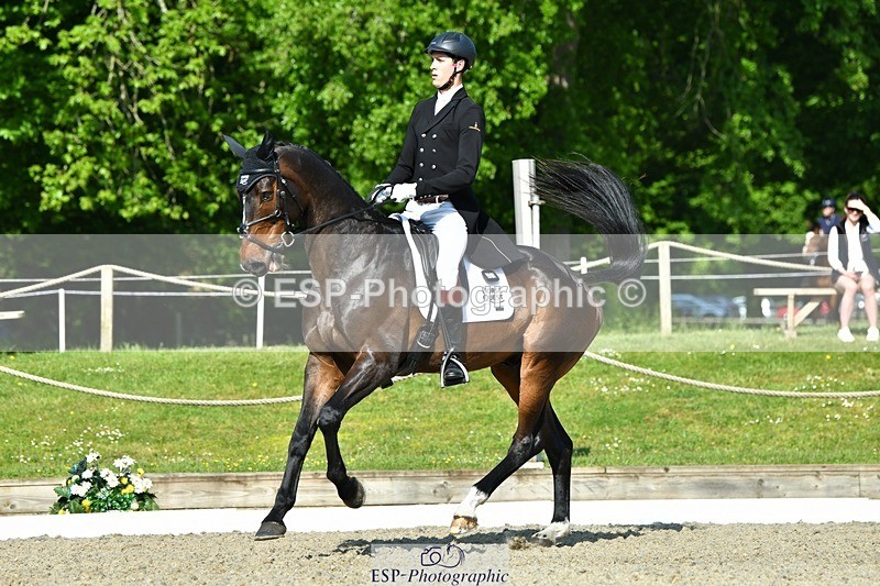 230525-091624-03726 - 403-BALLYCOOG_BREAKER_BOY-Will_Rawlin-DR