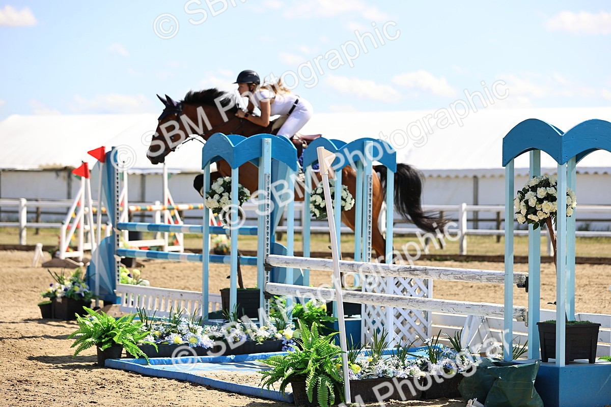 SBM_015298 - Class 16 - Senior foxhunter - 1.20m Open