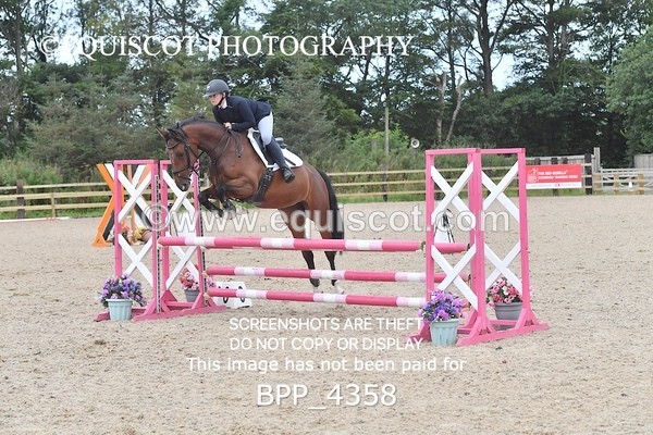 BPP_4358 - CLASS 12 SUN Senior British Novice/ 90cm Open