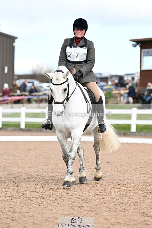 240324A-123541-02672 - Novice 27, 12.30 to 13.50