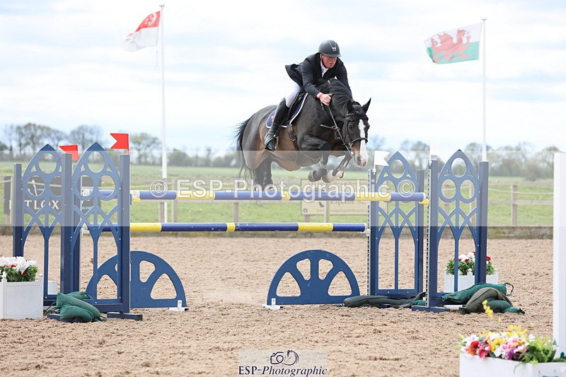 240419A-122939-07261 - Cls 6, 2 Star Medium Tour 1.35m