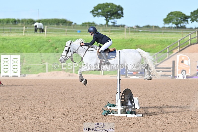 240628A-182208-01794 - Cls 6 Springboard 128cm + 138cm