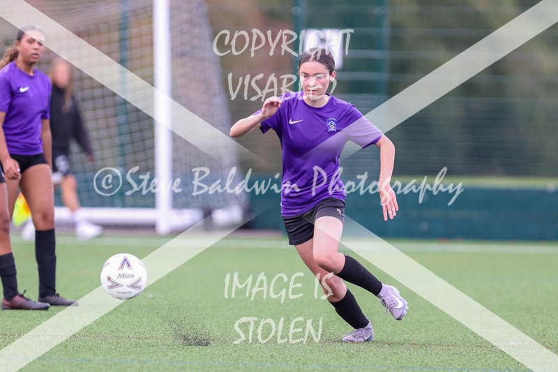 1DX30382 - 2025-09-13 FC Abbey Meads U17 Girls Purple V Cumnors U17 Girls
