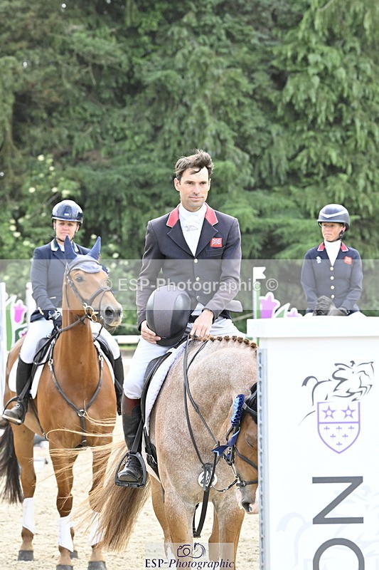 250525A-161123-18515 - Presentations Section C CCI 2 Star Long