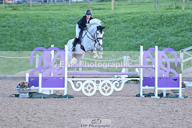 231014A-112749-04380 - Cls 18 Newcomers & 1.10m Open