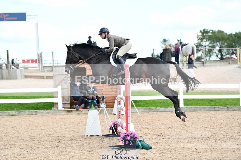 240913A-143431-04755 - Cls 24 1.05m Amateur Qualifier