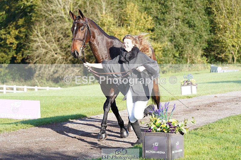 241026-101034-11669 - 055-Ellie.Fredericks-UPPER.CLASS.BRIT