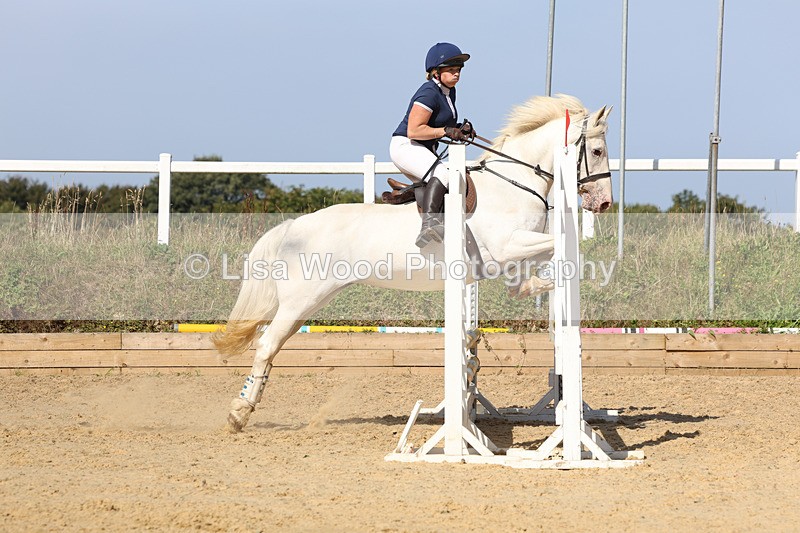 3E7A1140 - Class 7: 70cm Senior