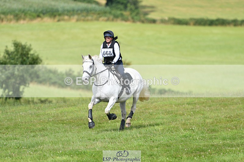 240804-161907-17343 - 668-Sue_Carter-ARDCOLM_LASS