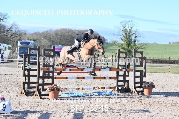 BPP_3745 - CLASS 8 Senior Newcomers/ 1.10m Open