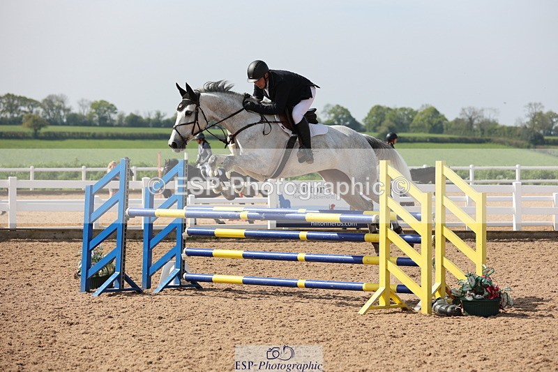 240510A-101934-05682 - Cls 14 Discovery and 1m Open