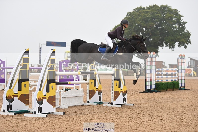 230916A-102214-03786 - Cls 14 Snr Foxhunter