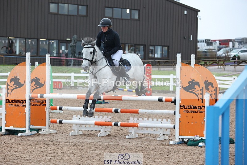 231112A-092615-02924 - Cls 17 Blue Chip Novice Winter Qualifier